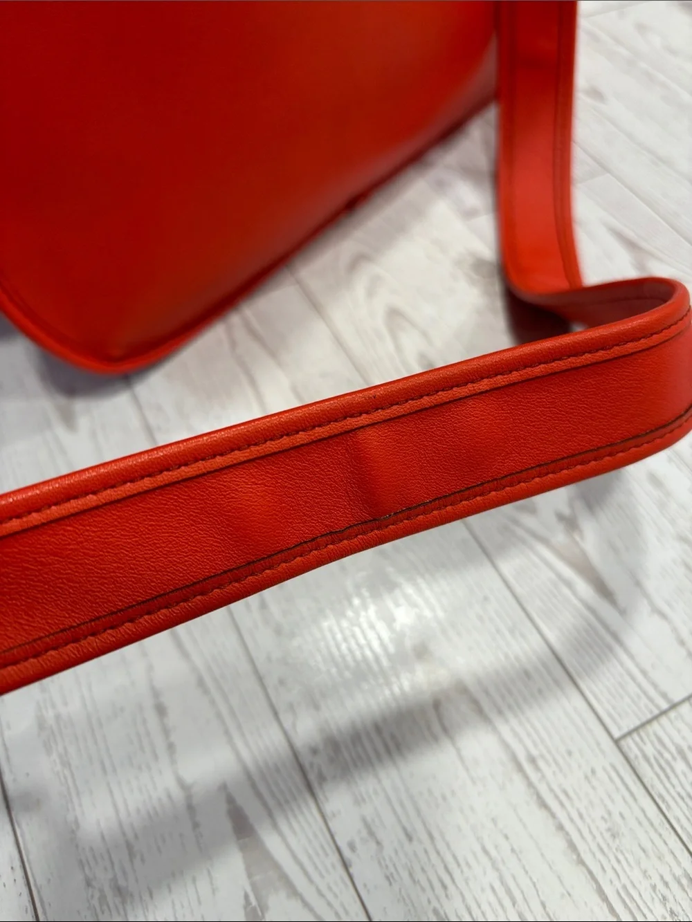 Coach vibrant deep